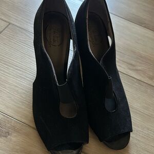 Women's Black Suede Peep-Toe Shoes
